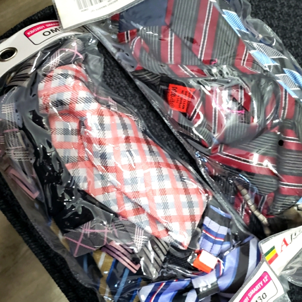 👔 Stylish Kids’ Tie Bundle – Red, Blue & Gray Patterns 👔